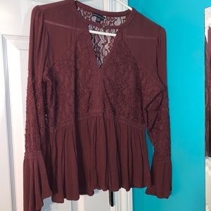 American Eagle Maroon Lace Blouse. Size Small.